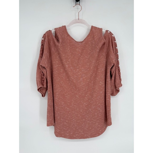 Absolutely Famous Sz 1X Pink‎ Cold Shoulder Top Women's Crochet Knit Ribbed - Picture 4 of 10